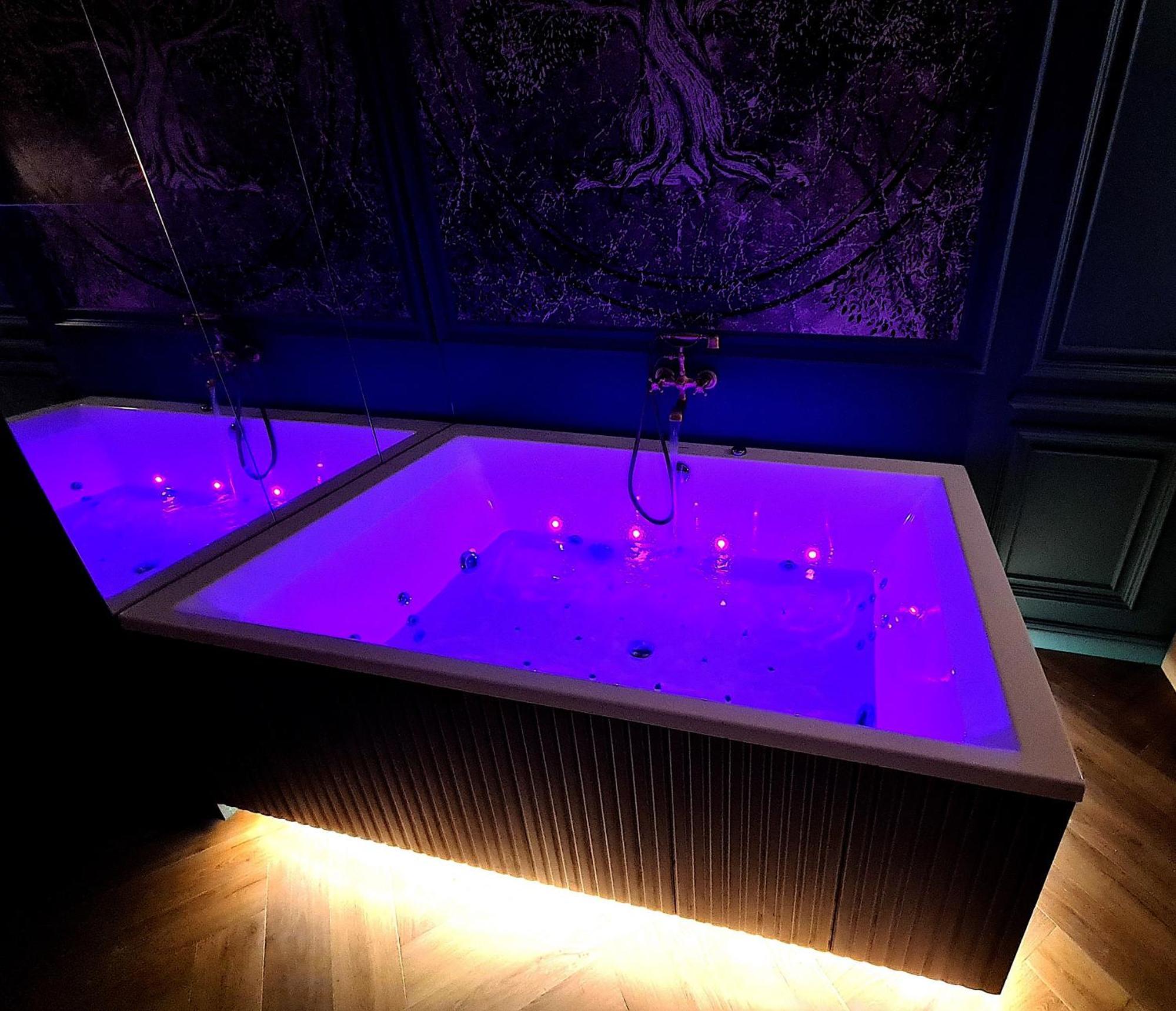Appartamento Art Jacuzzi Koletek Cracovia Esterno foto
